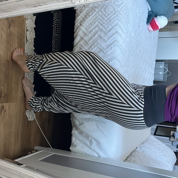 Handmade Balloon Yoga Pants - Picture 7 of 7